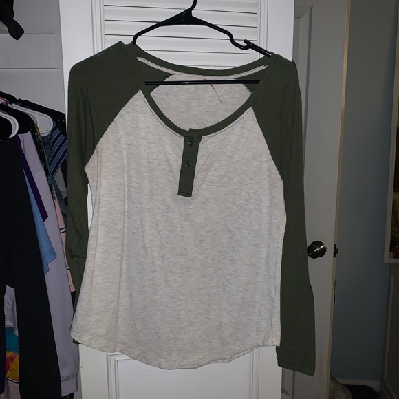 cute shirt - Picture 1 of 2